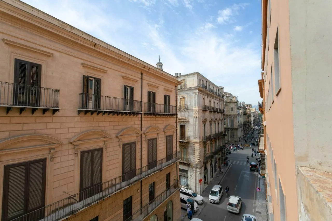 Apartment Appartamento Piazza Pretoria Palermo Italy